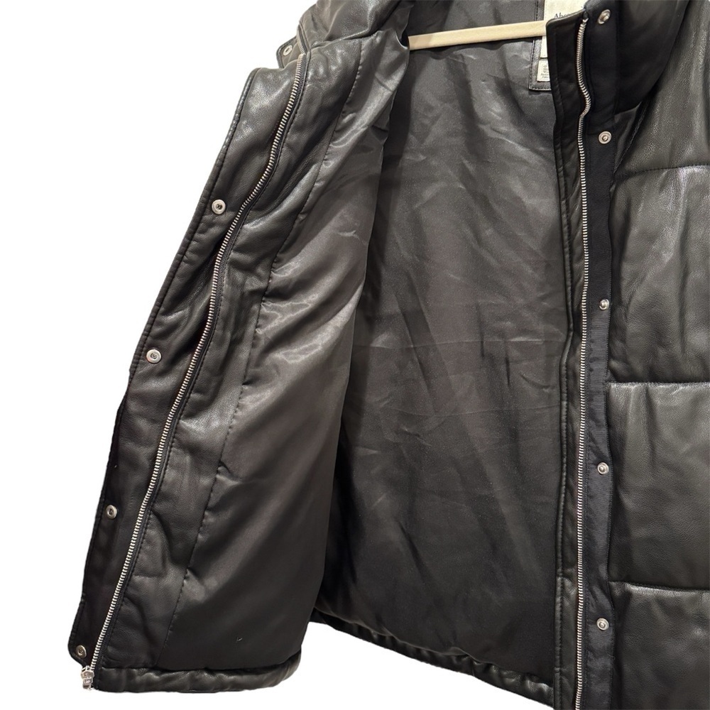 Abercrombie & Fitch Vegan Leather Puffer Vest Black Sz XL - Picture 3 of 14